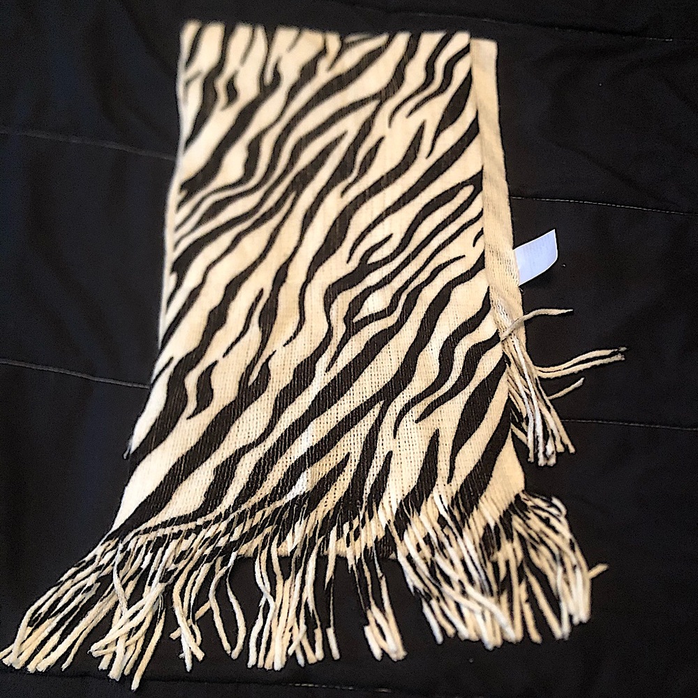 Zebra scarf